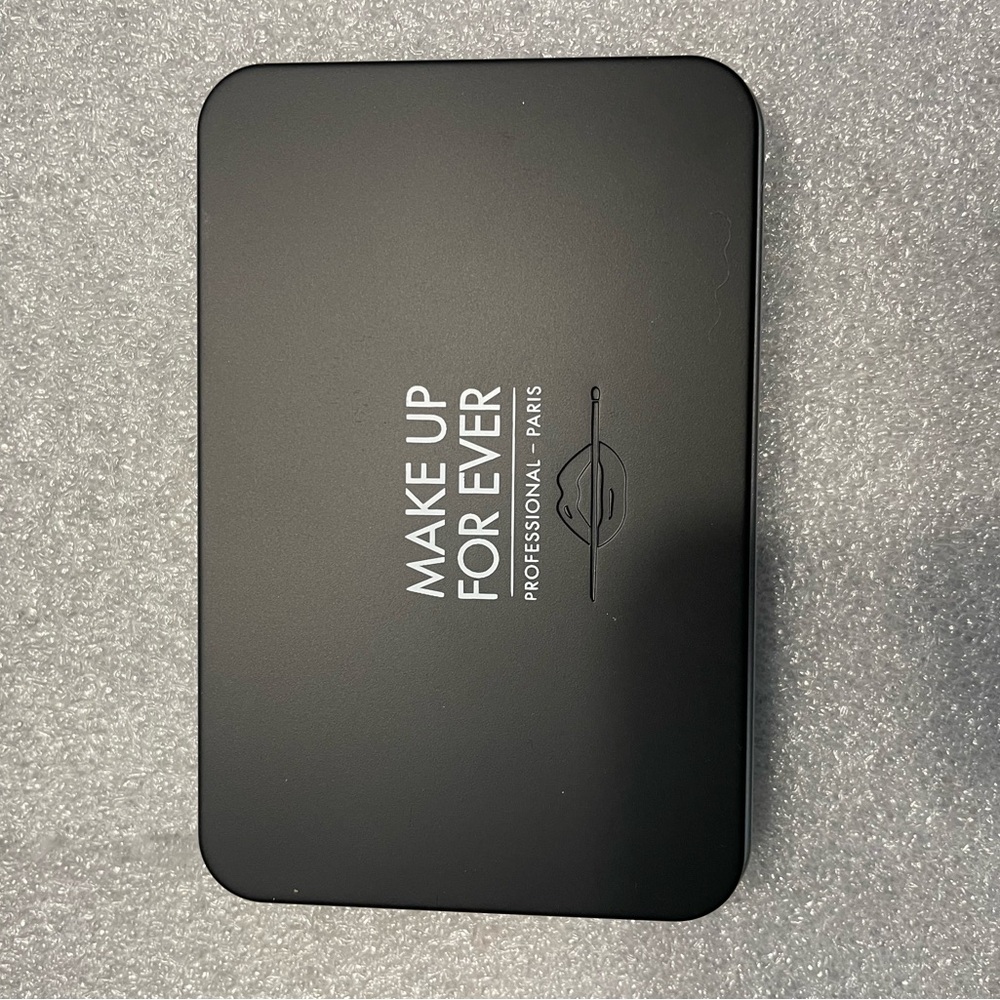 Make Up For Ever Black Makeup Palette